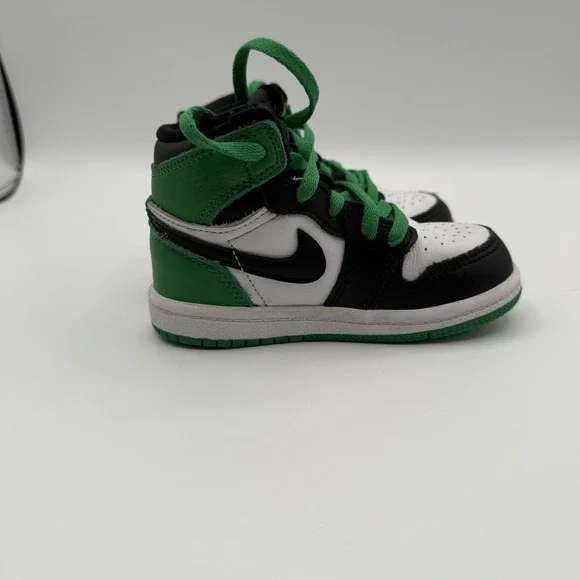 Jordan Kids Sneakers Black, White, and Green - Picture 5 of 15